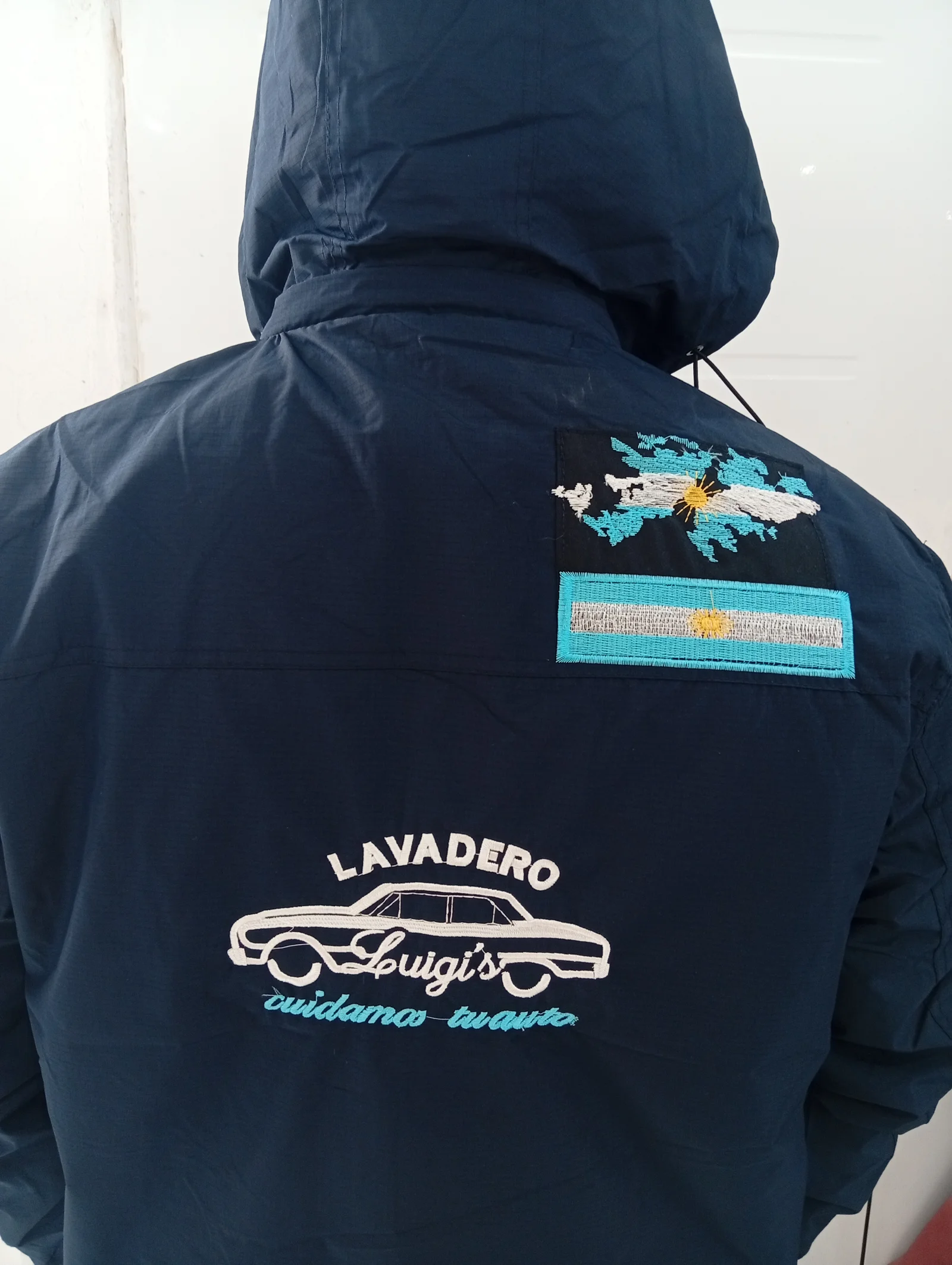 Campera bordada — Lavadero Luigi's — detalle 2, Salta Capital