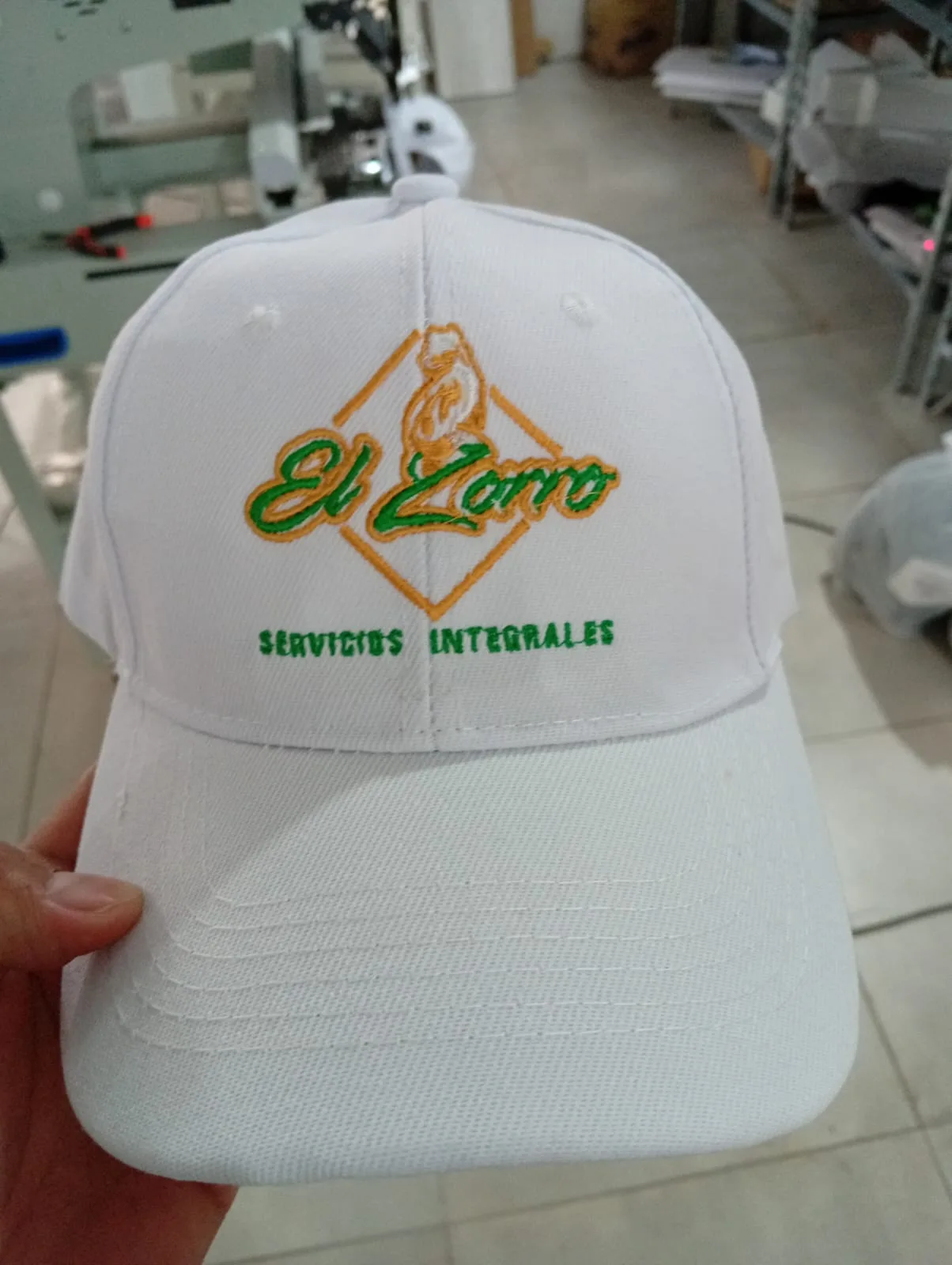 Gorra corporativa — El Zorro Servicios Integrales, Salta Capital