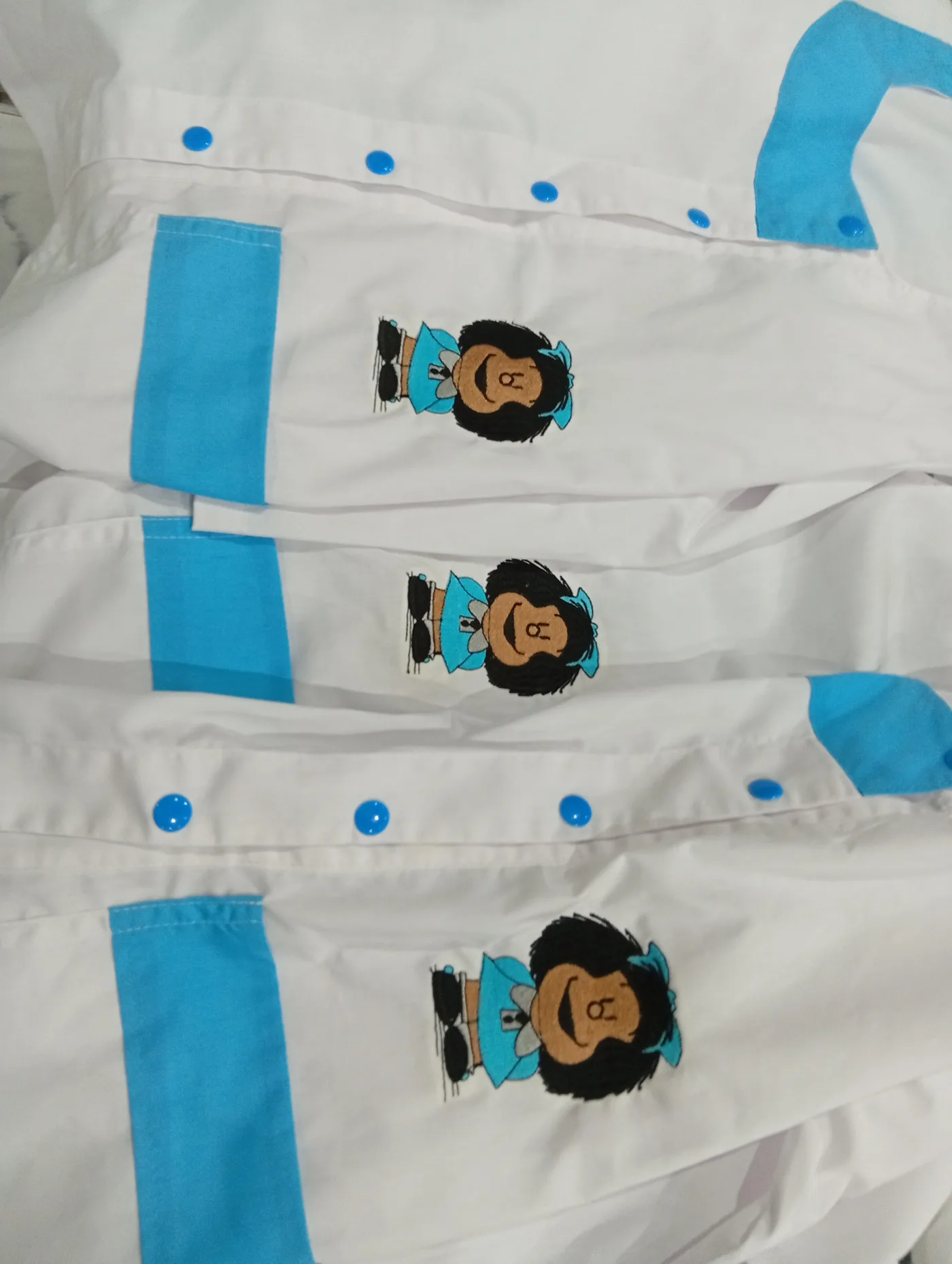 Guardapolvo personalizado con aplique Mafalda — detalle 7, Salta Capital