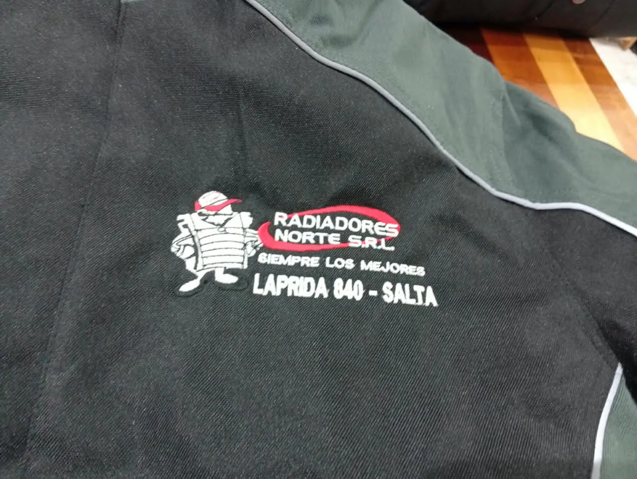 Camperas de uniforme — Radiadores Norte S.R.L., Salta Capital